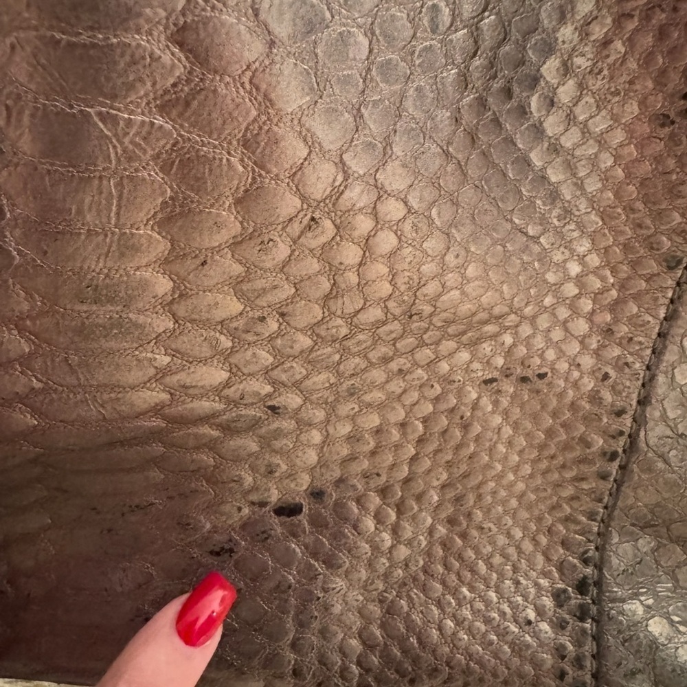 Michael Kors Bag - Picture 4 of 10